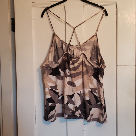 Plus Tank Top - Picture 2 of 2
